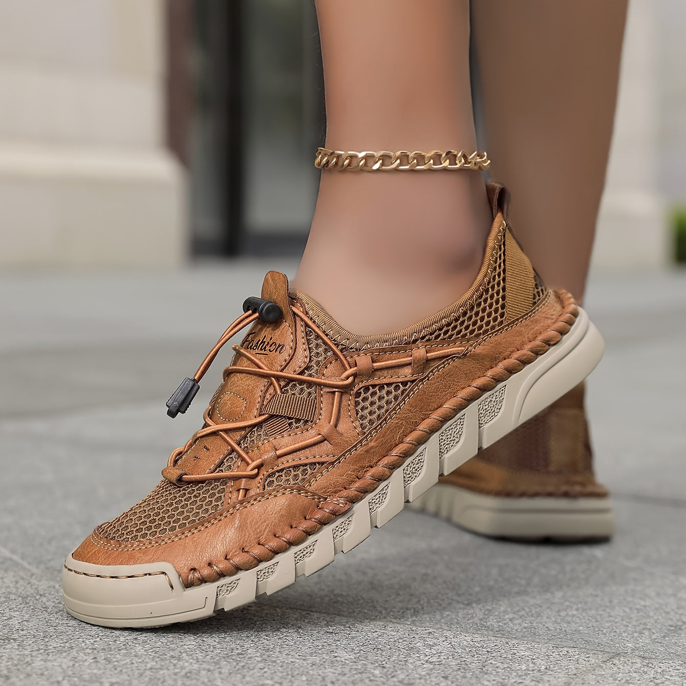 ELARA™ – La chaussure de confort respirante