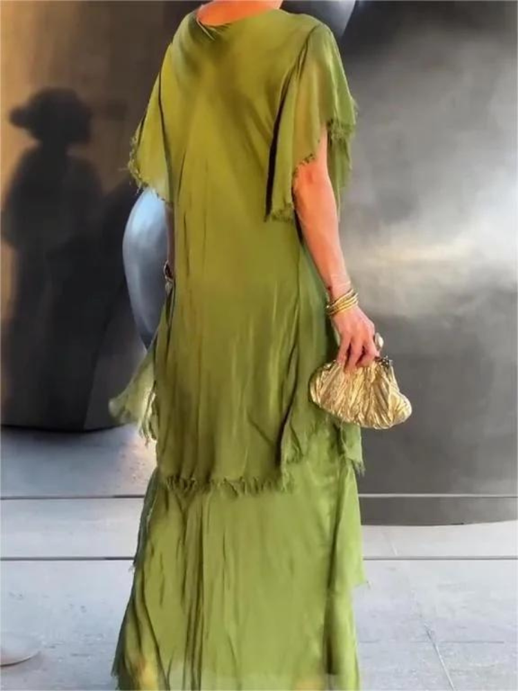SAVANE | Robe Longue Fluide avec Décolleté en V Élégant