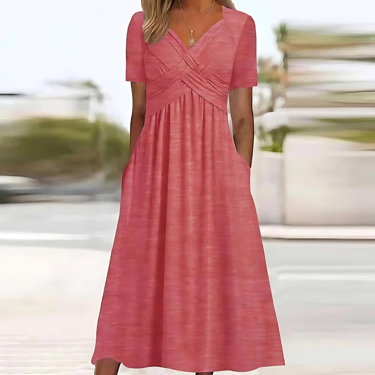 SOFIA | Robe Midi Avec Une Silhouette Flatteuse Pour Des Occasions Élégantes