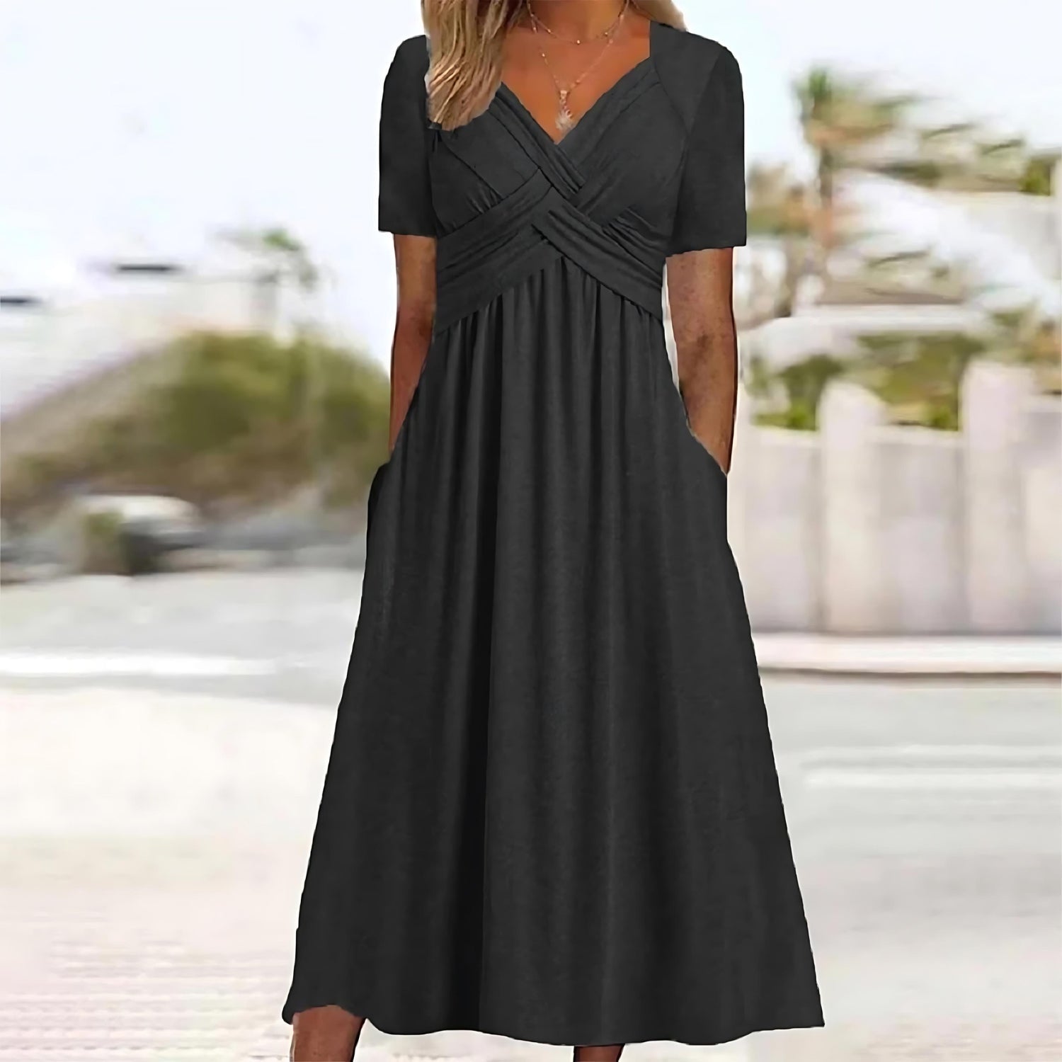 SOFIA | Robe Midi Avec Une Silhouette Flatteuse Pour Des Occasions Élégantes