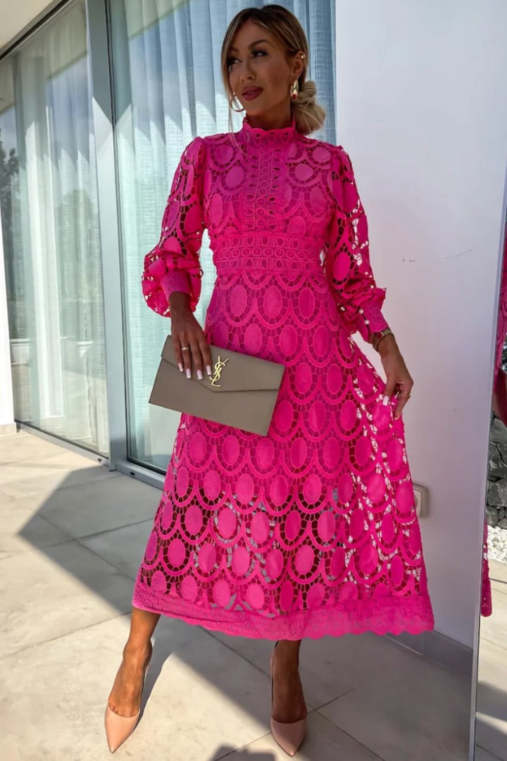 Noor™ | Robe romantique aux détails raffinés