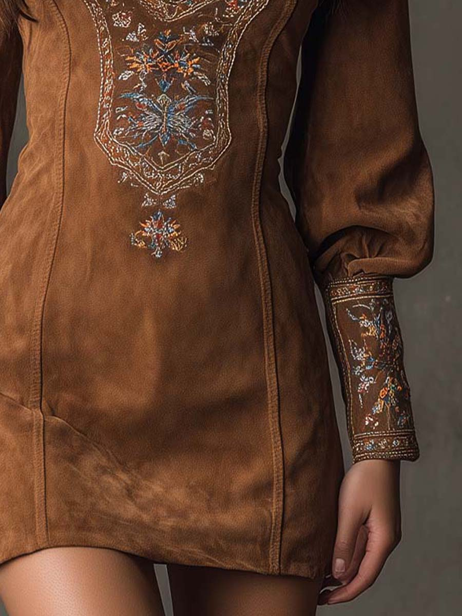 Lunori™ | Robe mini en suédine avec broderie Violet