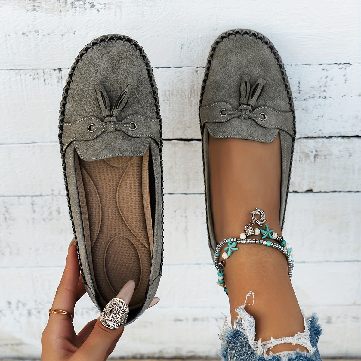 Bella - Mocassins classiques avec détail de pompons