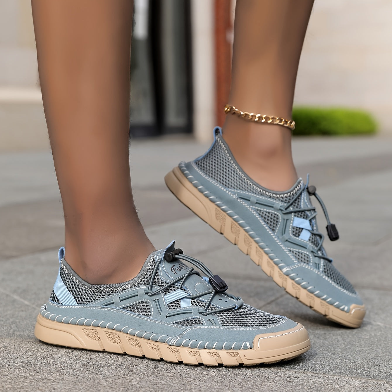 ELARA™ – La chaussure de confort respirante