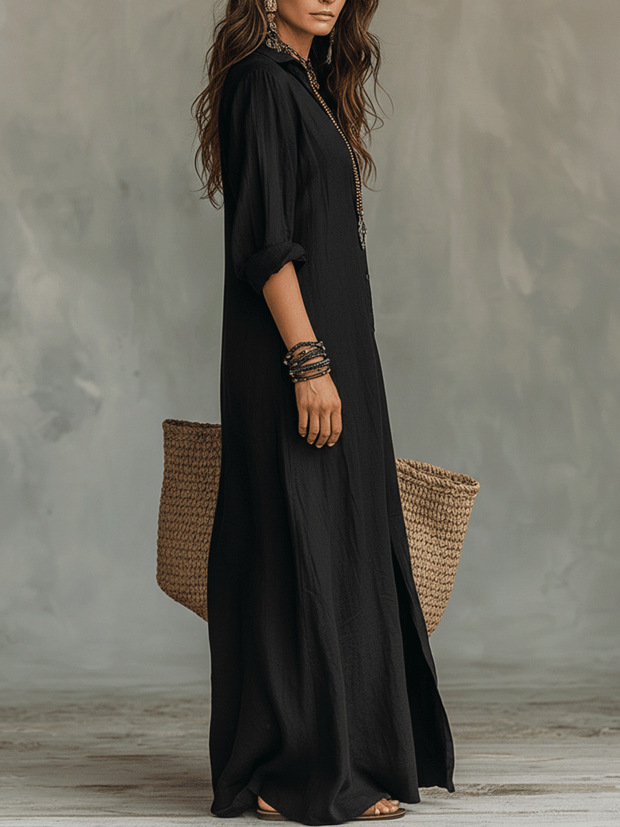 Robe maxi bohème noire avec des boutons à l'avant