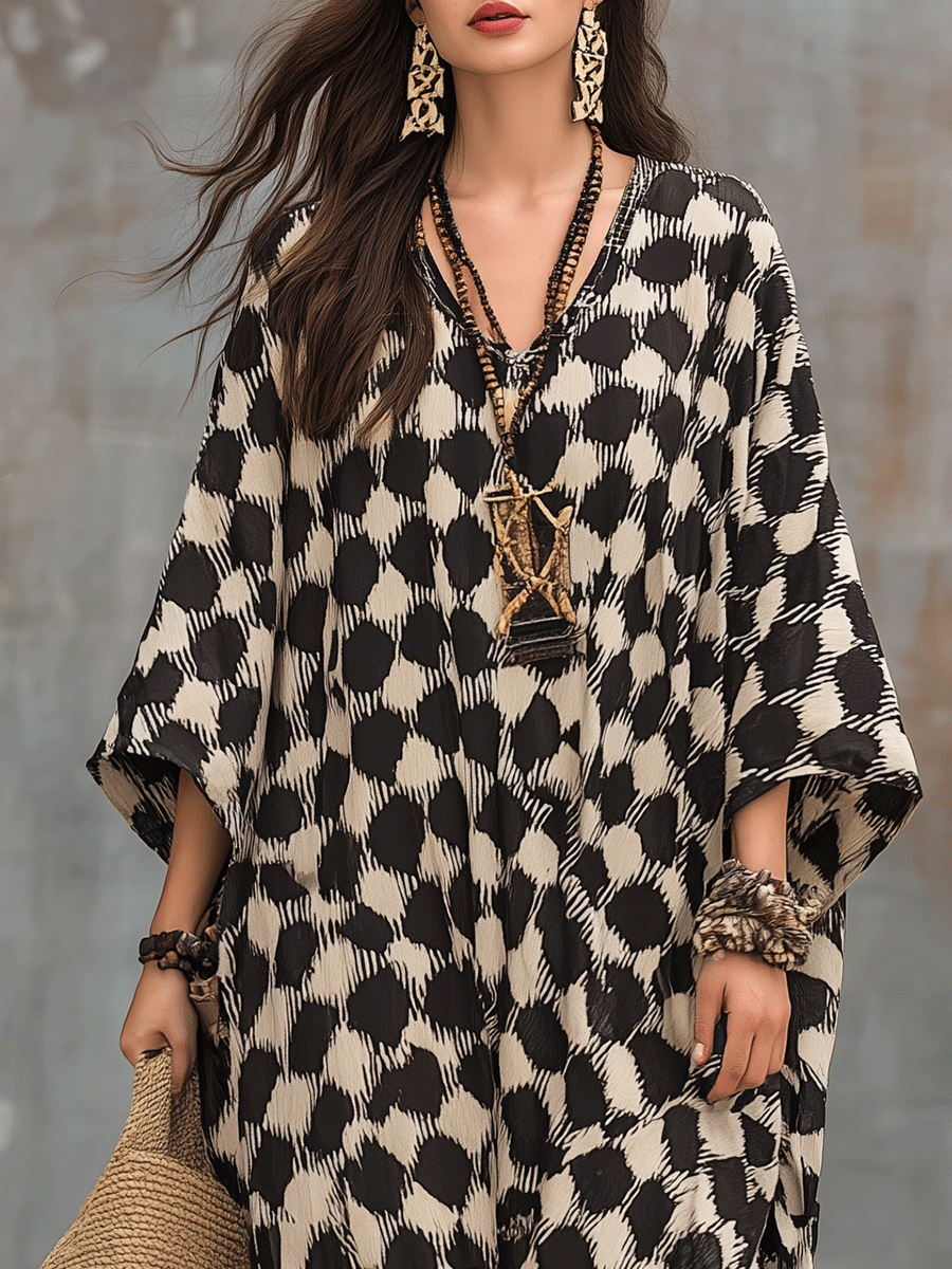 Robe maxi caftan d'inspiration bohémienne avec pois et coupe ample