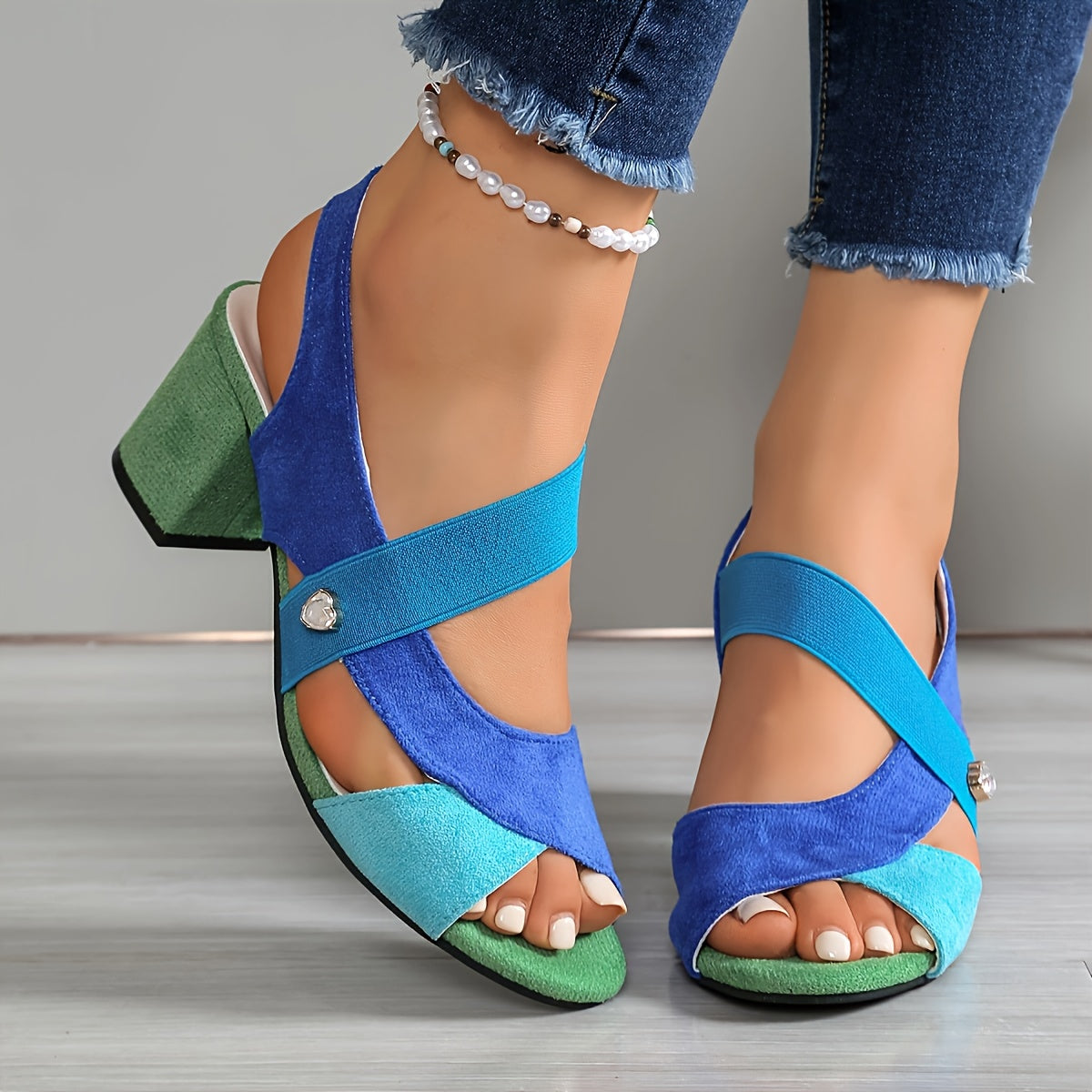 Elara™ | Talons Confortables avec Sangles Croisées