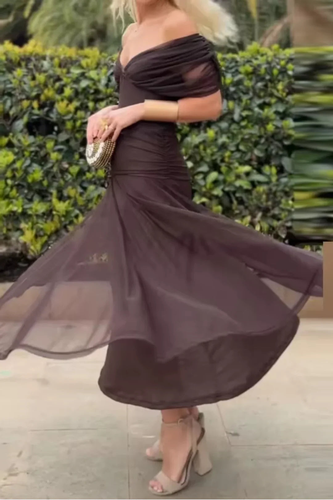ISABELLA | Robe Maxi Élégante avec Taille Flatteuse et Classe Intemporelle