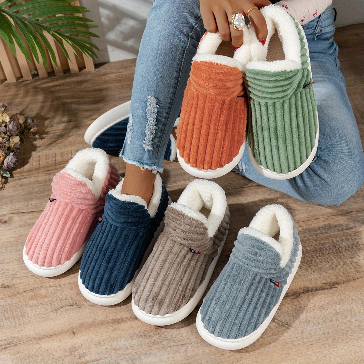 Lola™ | Chaussons en peluche pour la maison