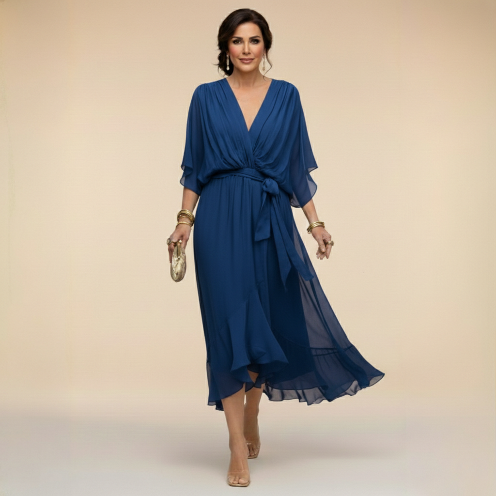Monica™ | Robe fluide en chiffon à col en V