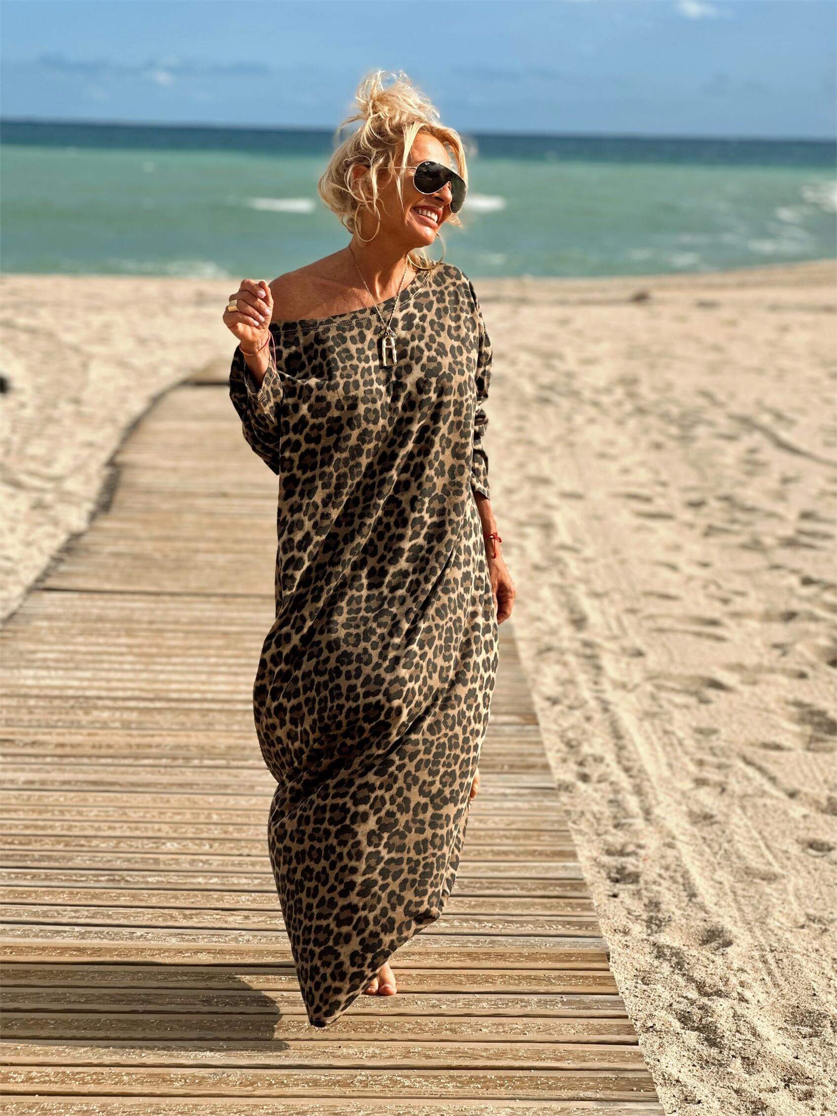PALMIRA | Robe Oversized Imprimé Animal pour une Liberté Complète et un Style Spontané du Matin au Soir