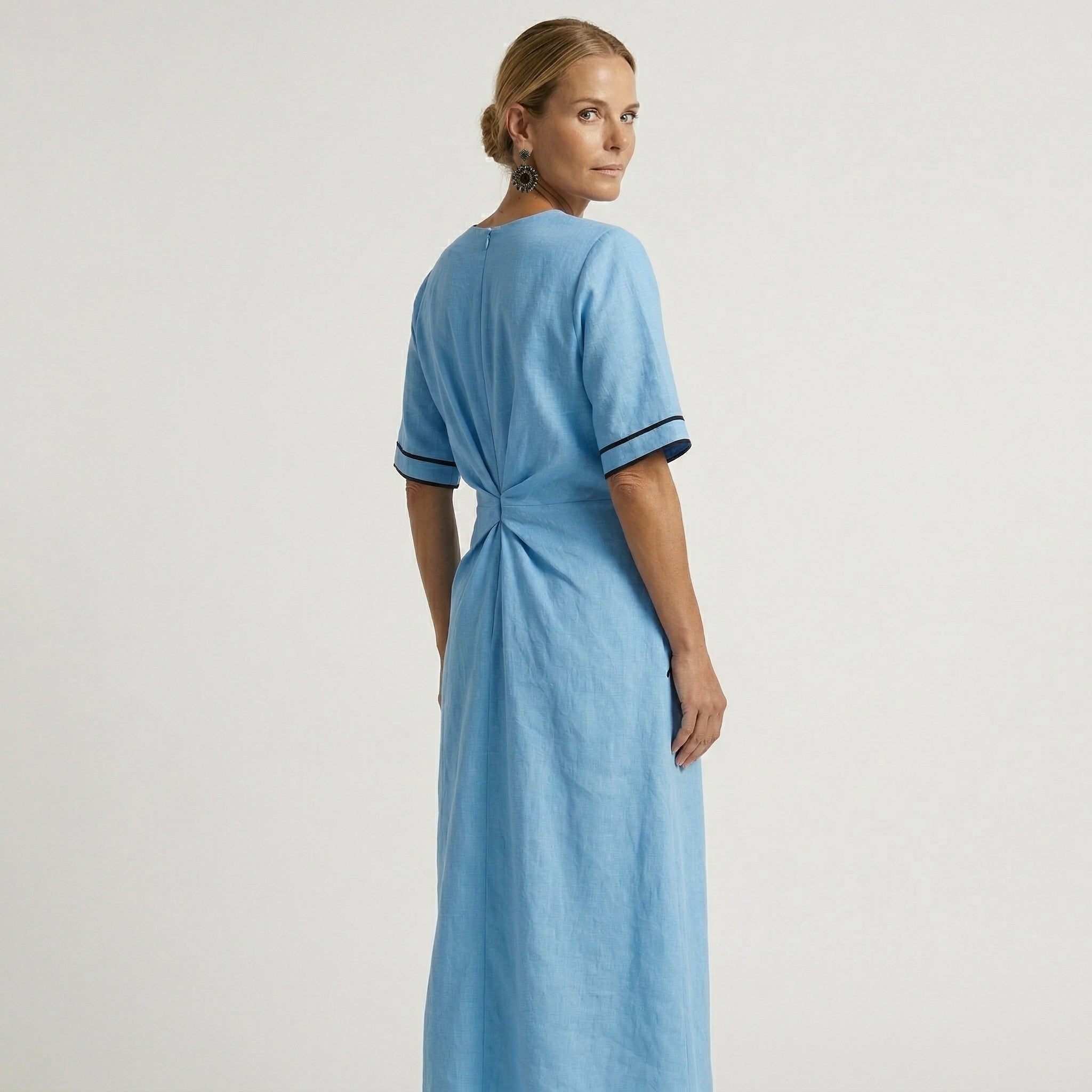 Mila | Robe Élégante avec Taille Flatteuse et Chic de Vacances