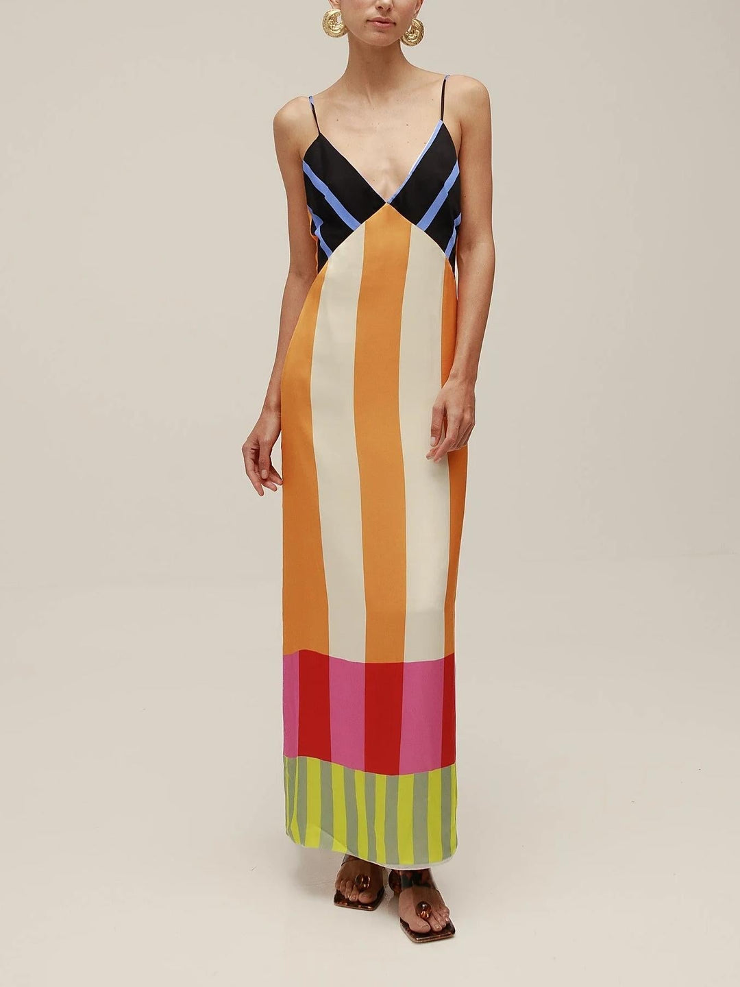 VITTORIA | Robe Longue Fleurie avec une Coupe Épousant pour les Jours Ensoleillés