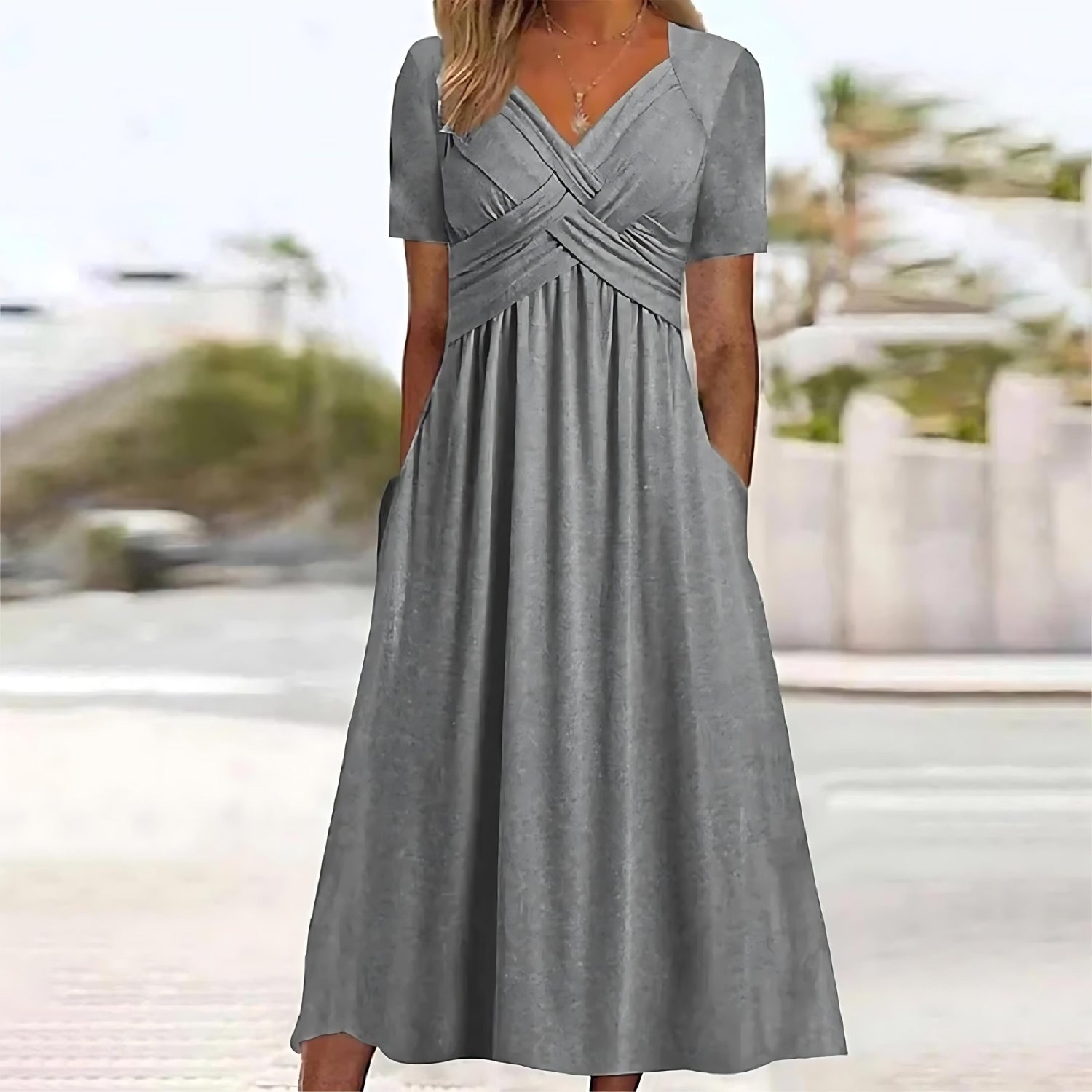 SOFIA | Robe Midi Avec Une Silhouette Flatteuse Pour Des Occasions Élégantes