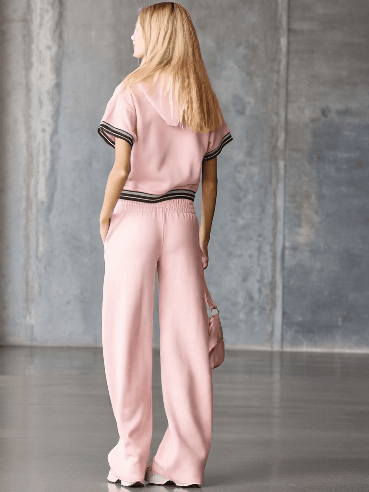 Kamila – ensemble sportif avec capuche