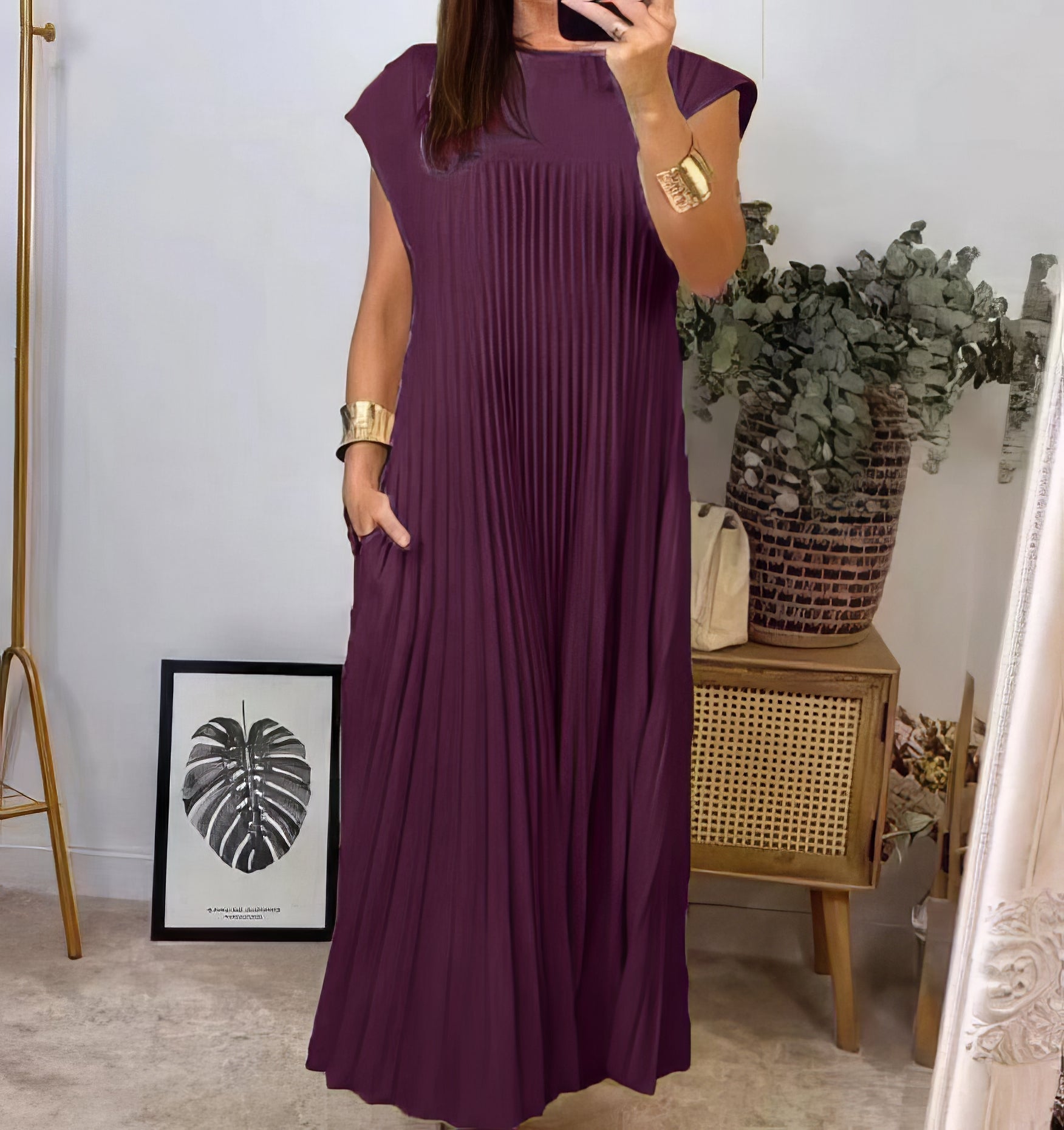 ELEONORA | Robe Plissée Sans Manches, Élégante et Intemporelle